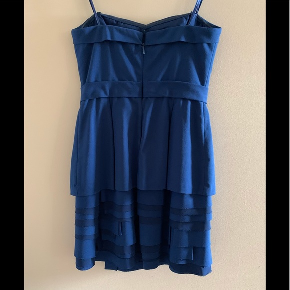 BCBGMaxAzria Peplum Dress with pockets - Picture 7 of 9